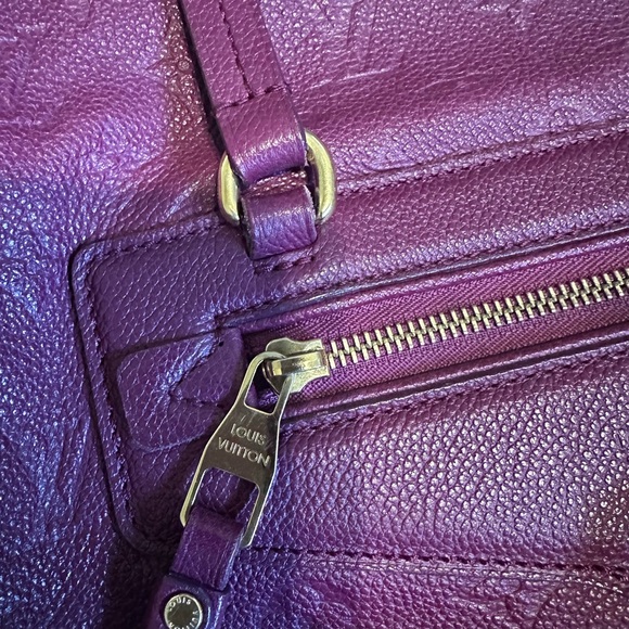 Louis Vuitton Empreinte tote - Picture 9 of 12